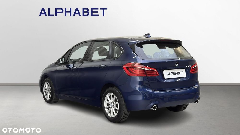 BMW Seria 2 218d - 5