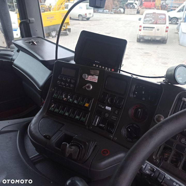 Scania 94 D - 18