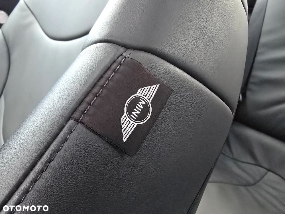 MINI Cooper S Standard - 11