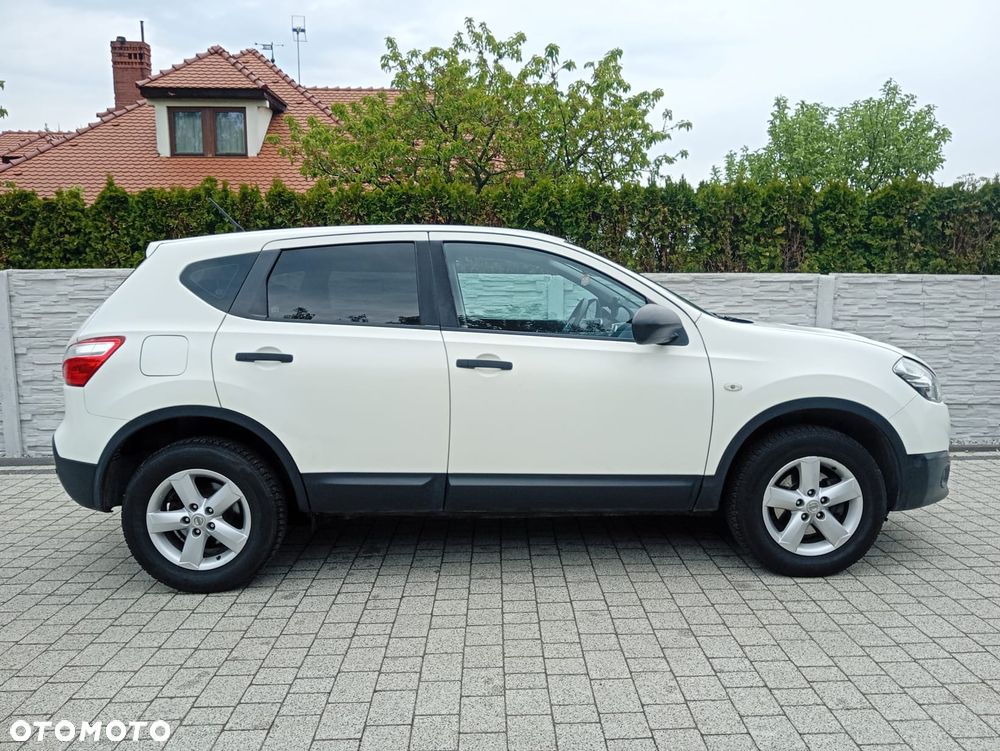 Nissan Qashqai 1.6 visia - 6