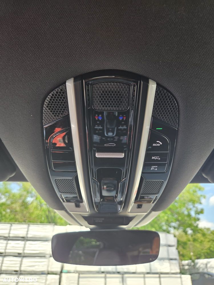 Porsche Cayenne Tiptronic S - 11