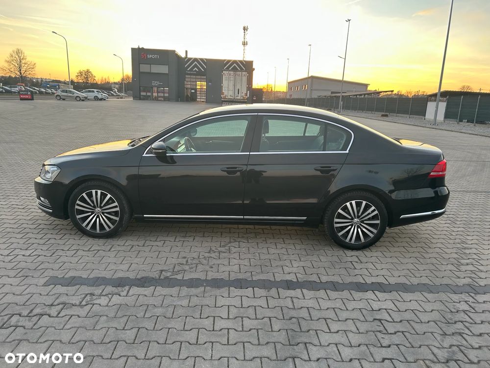 Volkswagen Passat 2.0 TDI Highline DSG - 7