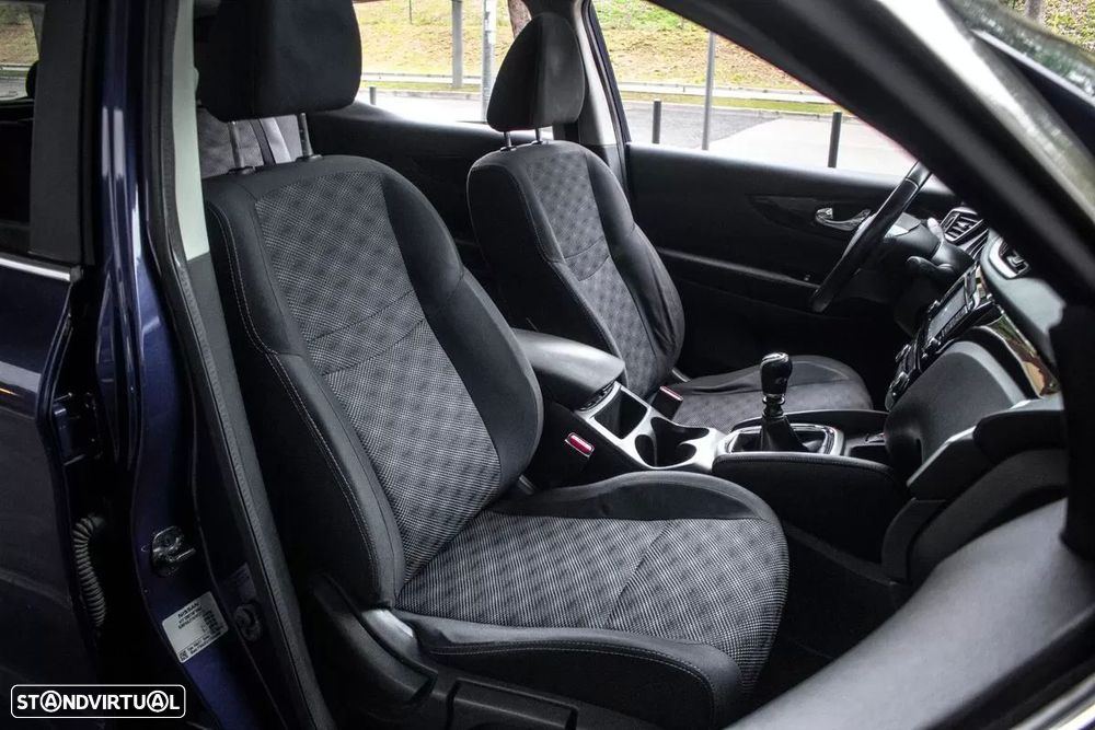 Nissan Qashqai 1.5 dCi Acenta - 26