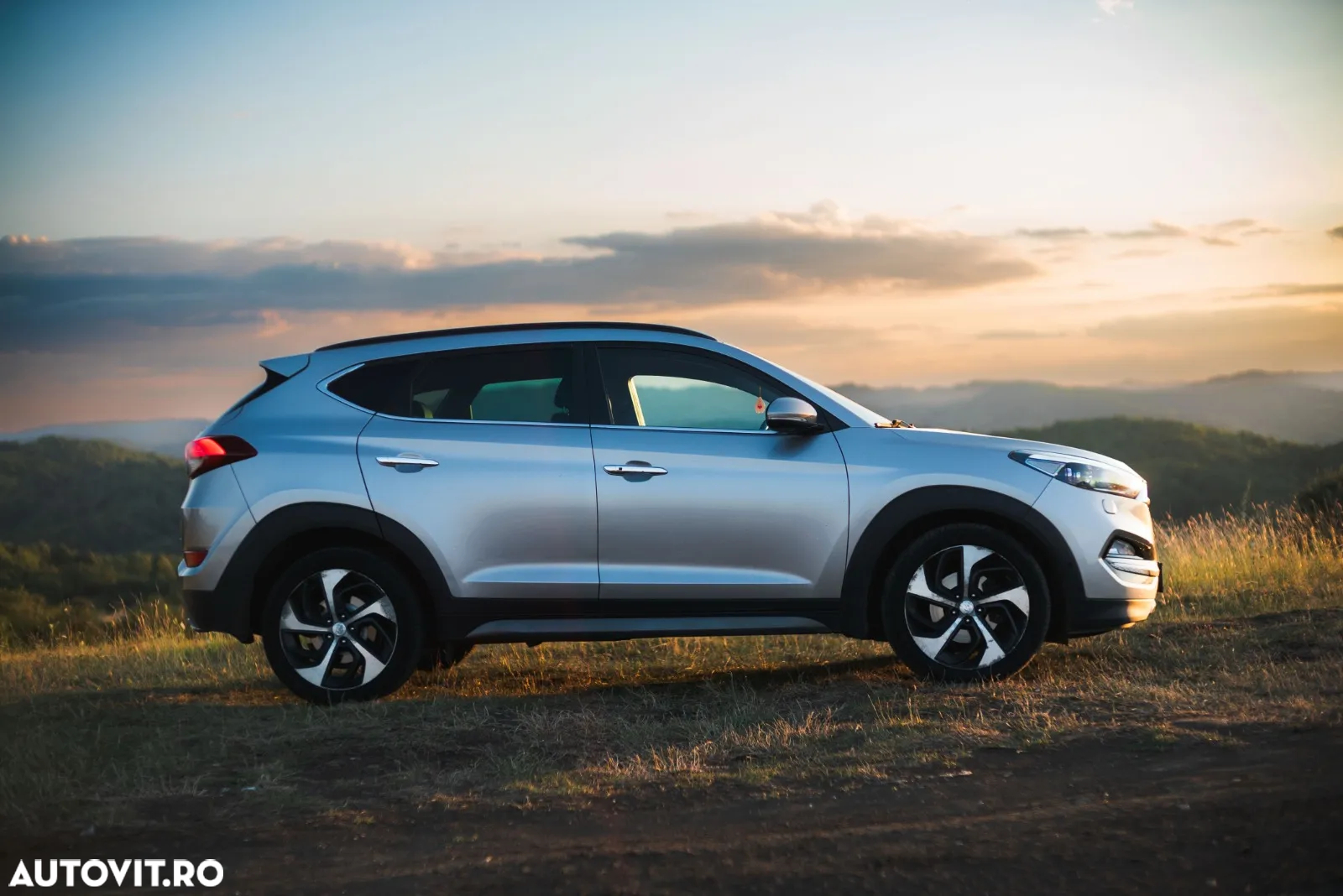Hyundai Tucson - 8