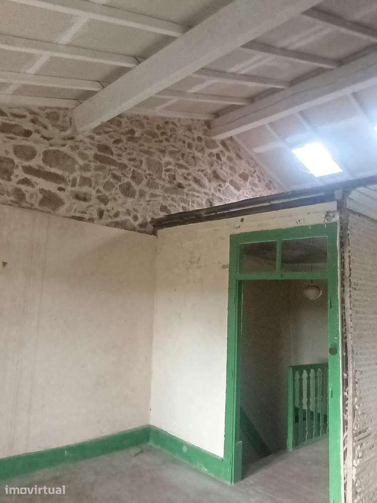 Casa de Pedra con jardim no centro histórico de Penamacor - Grande imagem: 4/15