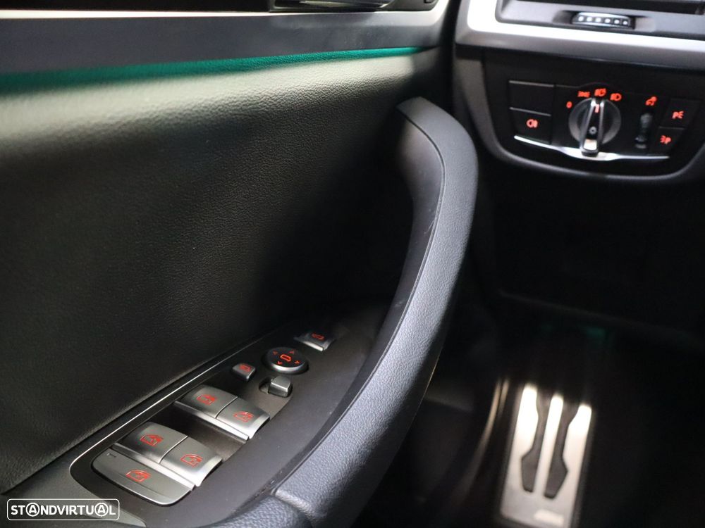 BMW iX3 Inspiring - 16