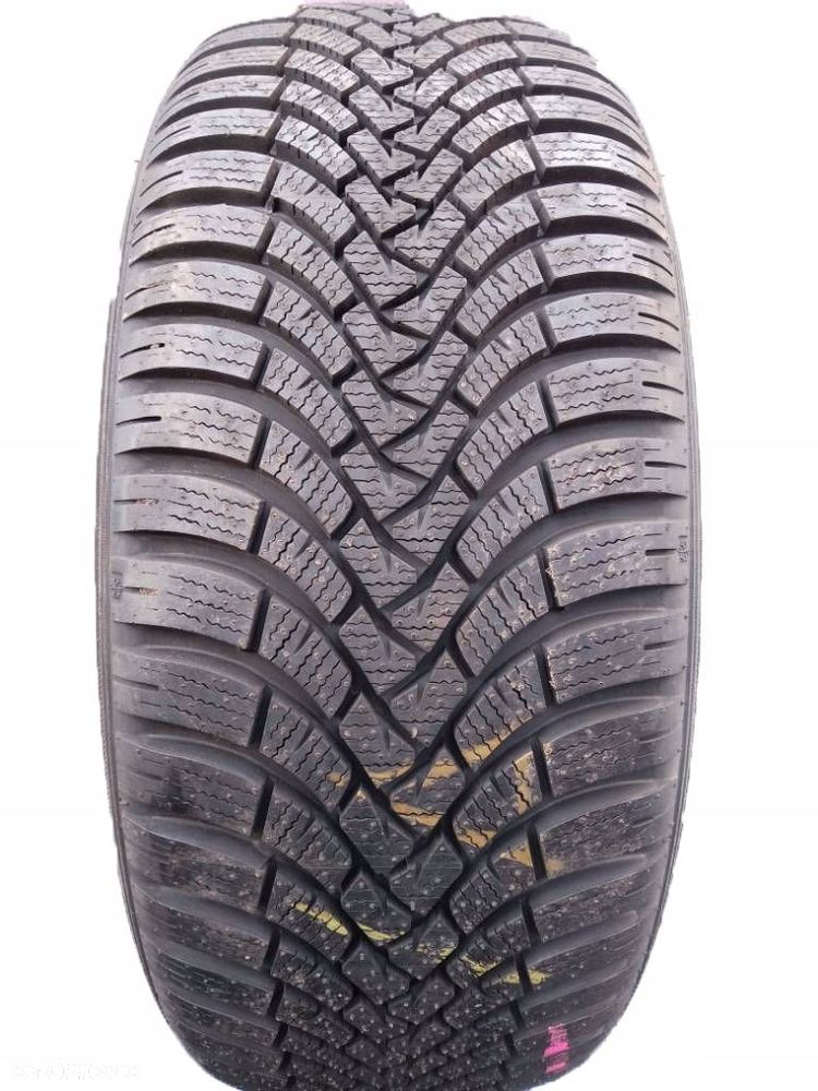 Falken EuroWinter HS01 225/45 R19 92V 2017 - 1