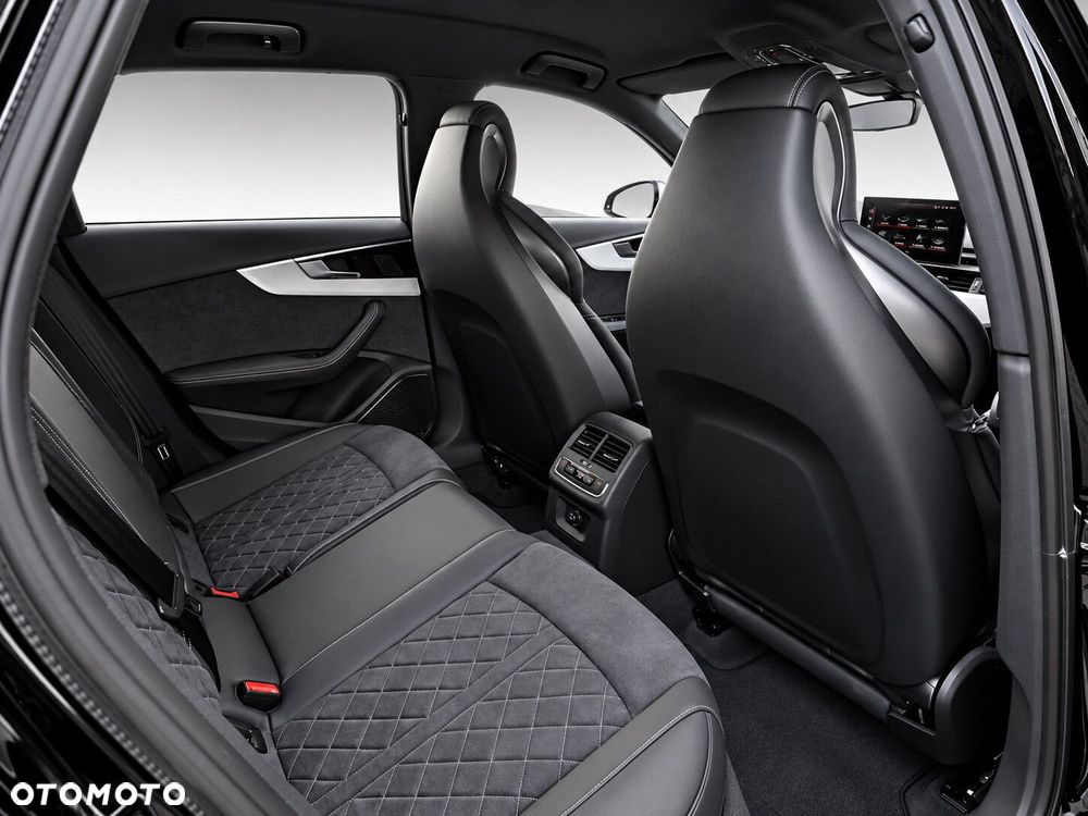 Audi RS4 Avant TFSI Quattro Tiptronic - 13
