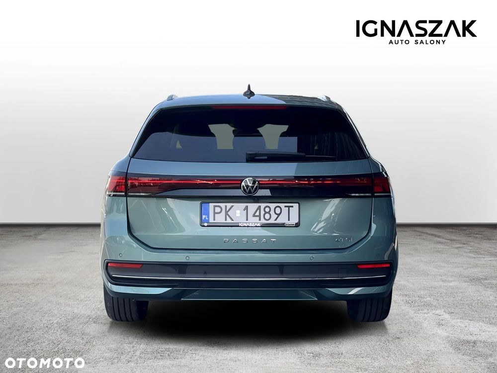 Volkswagen Passat - 5