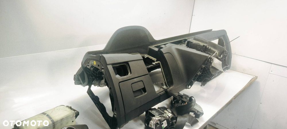DESKA KOKPIT VOLKSWAGEN PASSAT B8 PODUSZKA PASY - 8