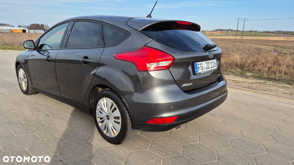 Ford Focus 1.0 EcoBoost Start-Stopp-System TREND - 3