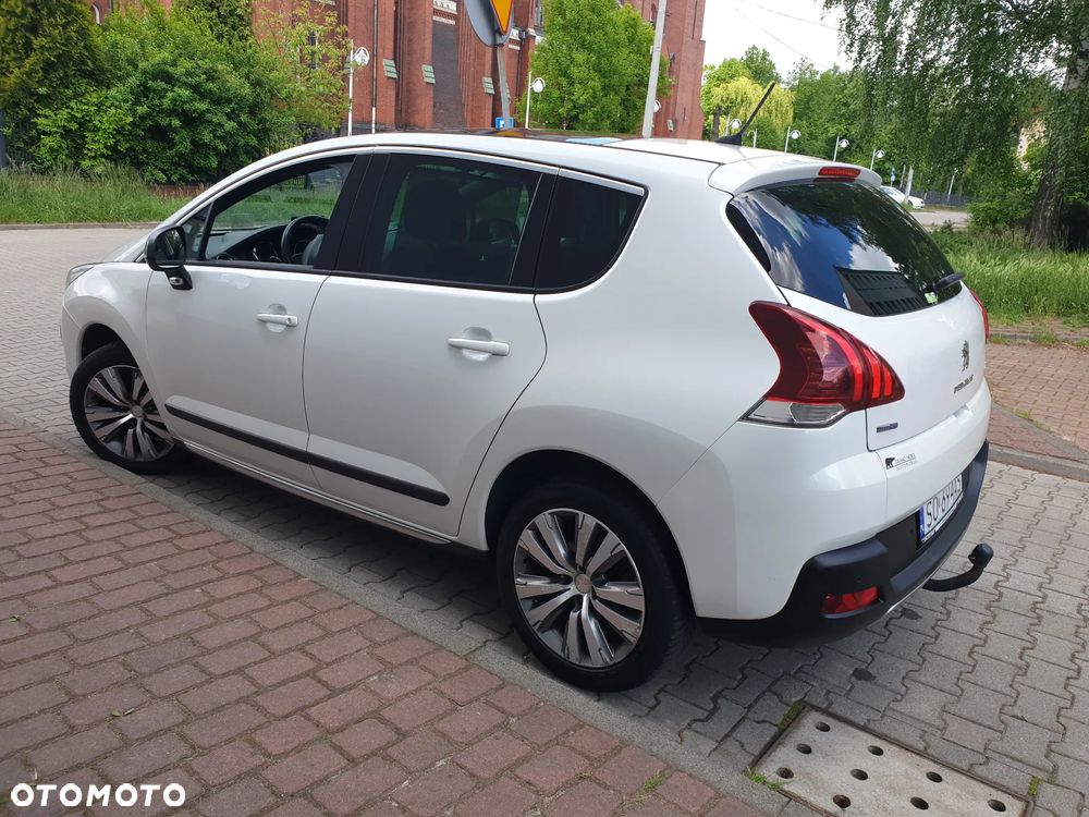 Peugeot 3008 HDi 150 Allure - 16
