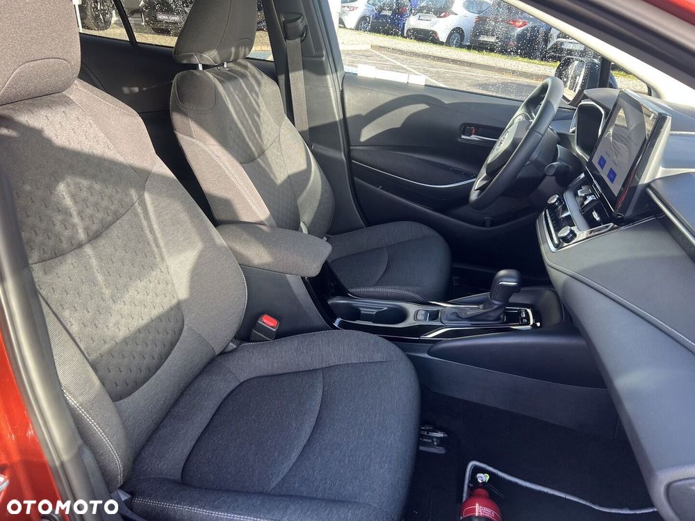 Toyota Corolla 1.8 Hybrid Style - 17