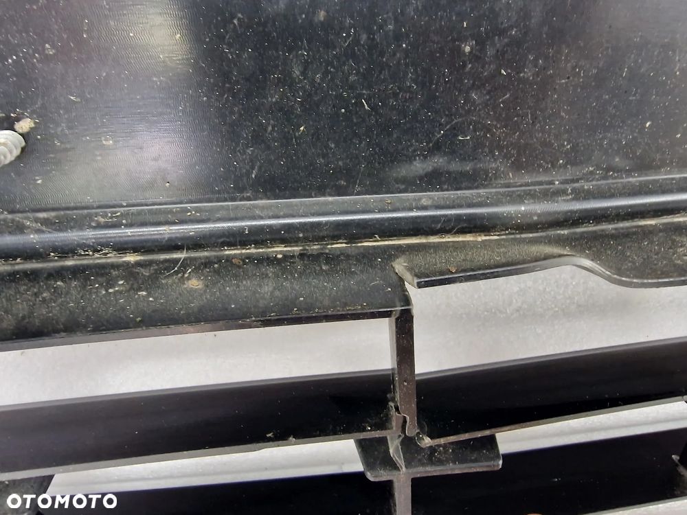 AUDI A4 B8 LIFT 11- ATRAPA / GRILL PRZEDNI PRZÓD , NR 8K0853651E / 8K0853651F , NR AUKCJI GR4 - 22