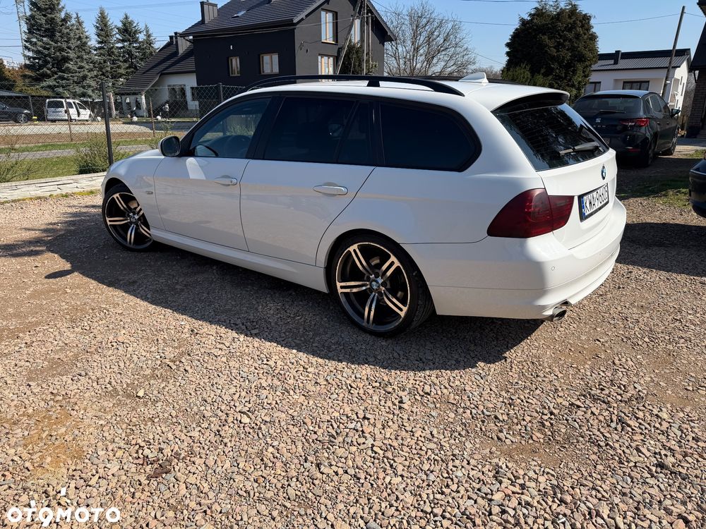 BMW Seria 3 320d xDrive - 5