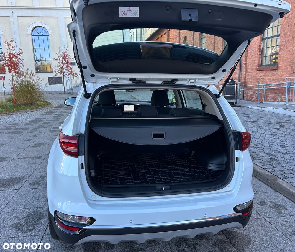 Kia Sportage 1.6 T-GDI 2WD VISION - 24