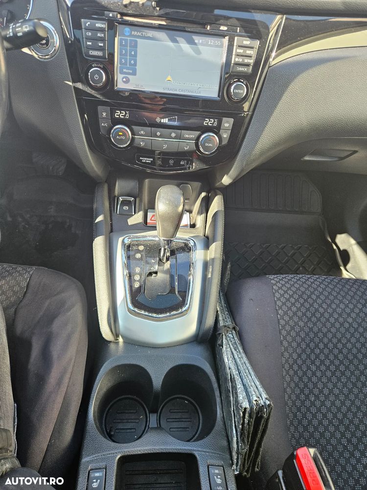 Nissan Qashqai 1.6 DCI Xtronic TEKNA+ - 17