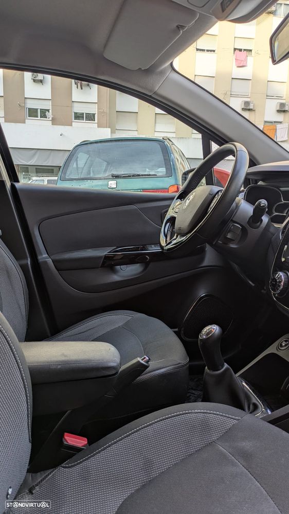 Renault Captur 1.5 dCi Exclusive - 11