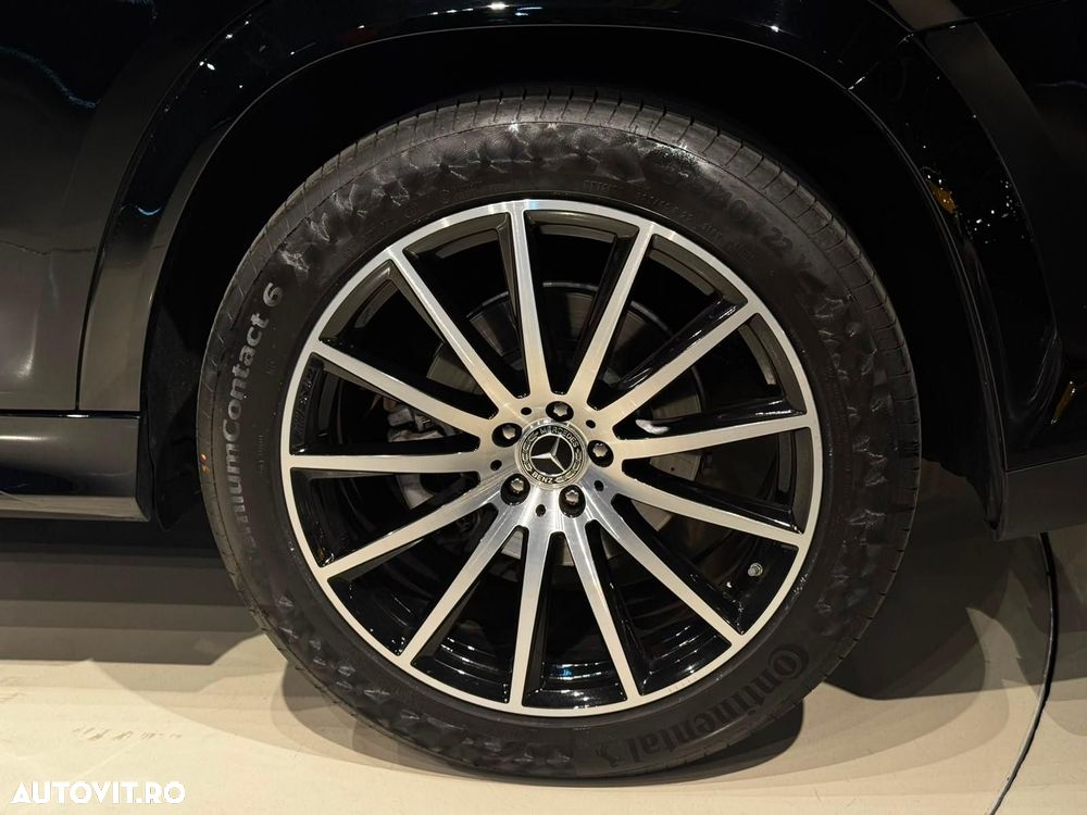 Mercedes-Benz GLS - 12