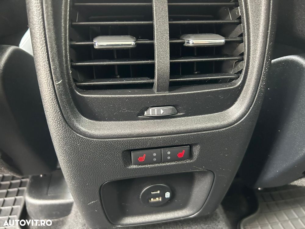 Ford Kuga 2.5 Duratec FHEV AWD Titanium - 13