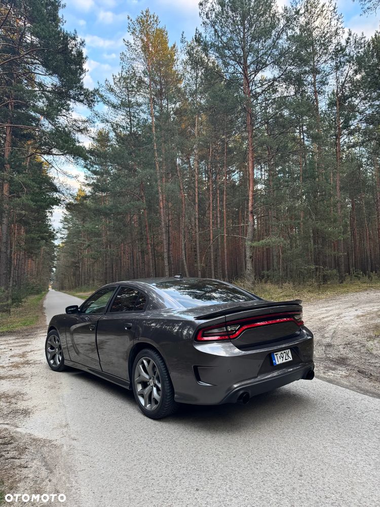 Dodge Charger - 4