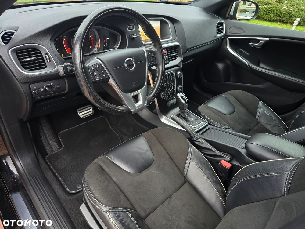 Volvo V40 T4 Drive-E R-Design Momentum - 20