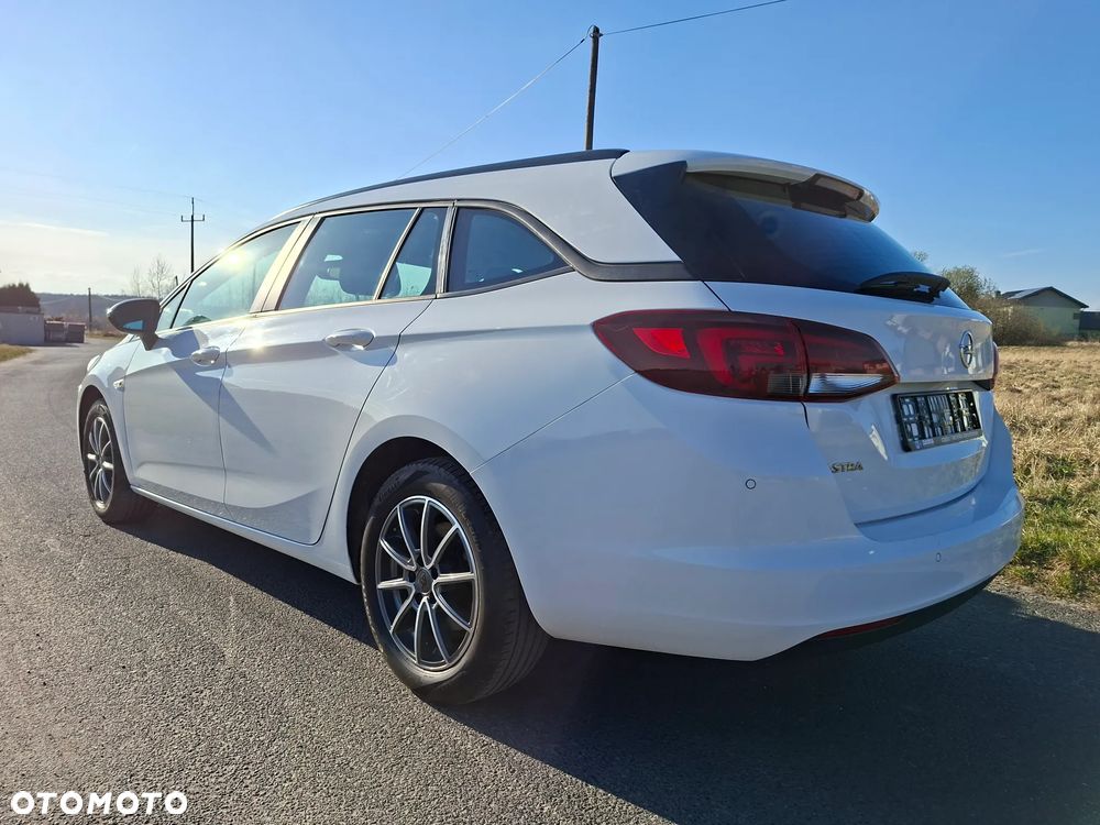 Opel Astra 1.6 D Start/Stop 120 Jahre - 5