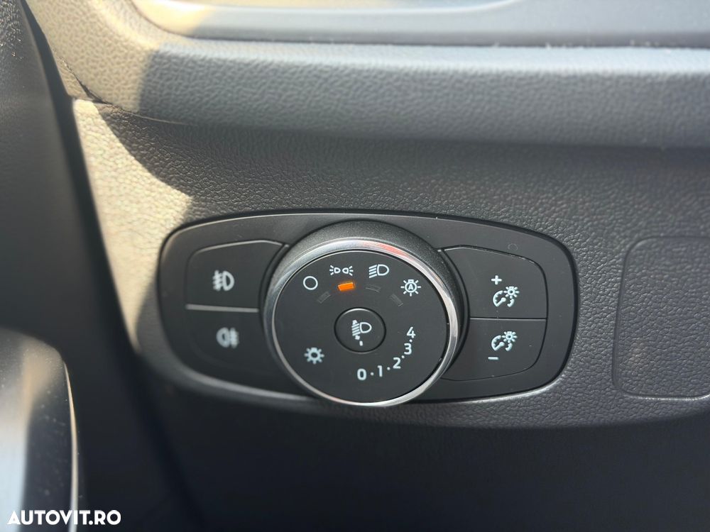FORD Focus 2022 — imagine 32