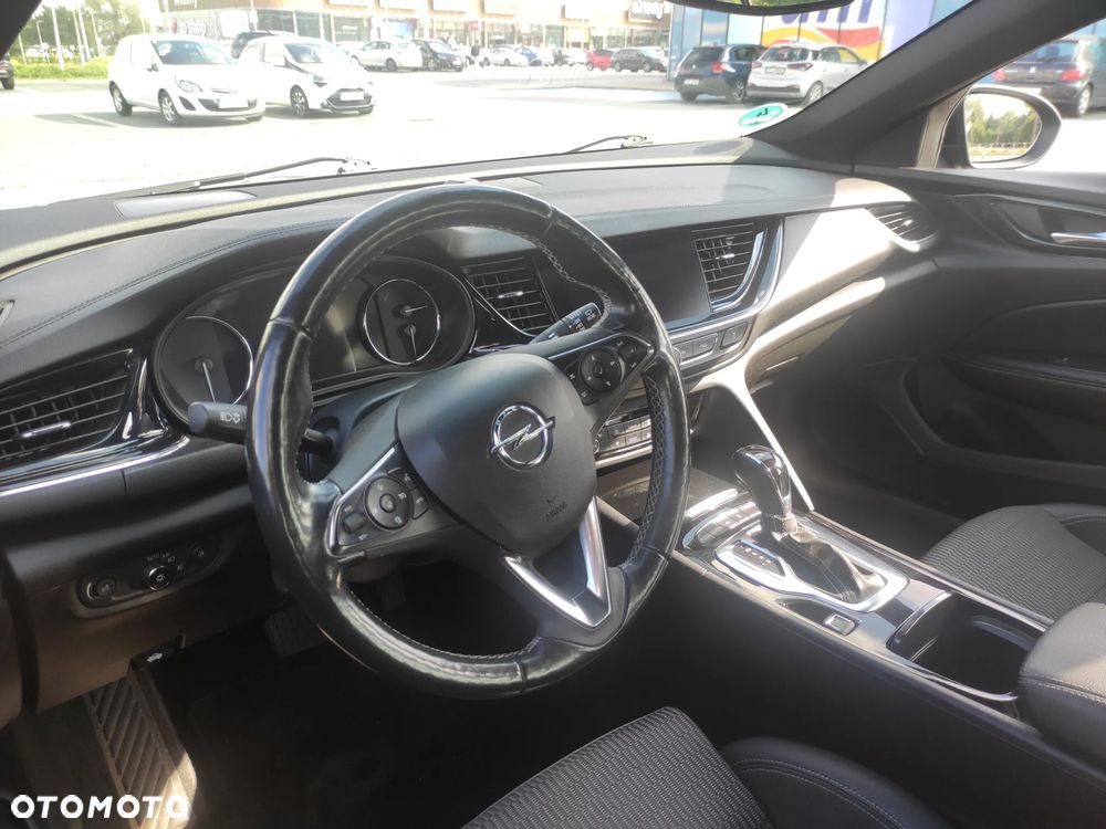 Opel Insignia 2.0 CDTI Business Elegance S&S - 22