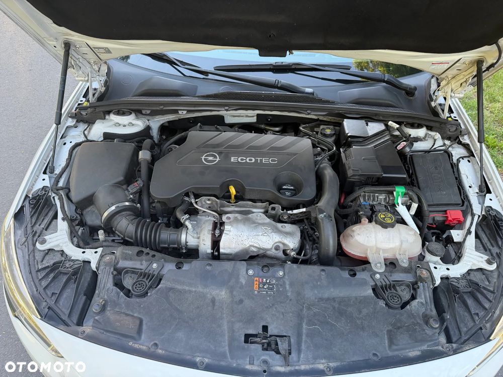 Opel Insignia - 14
