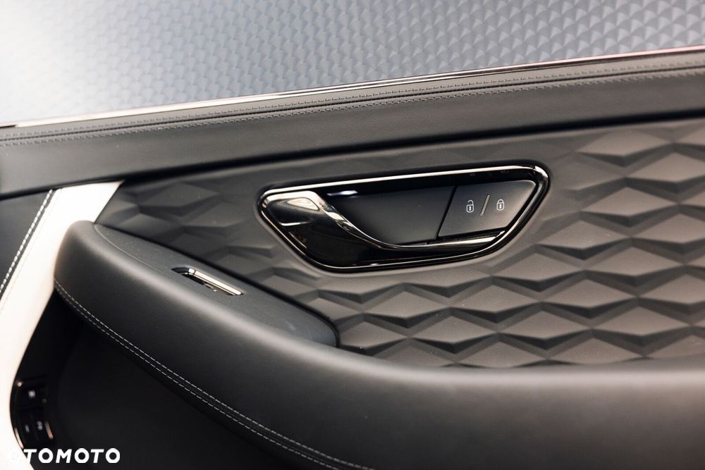 Bentley Continental GT - 17