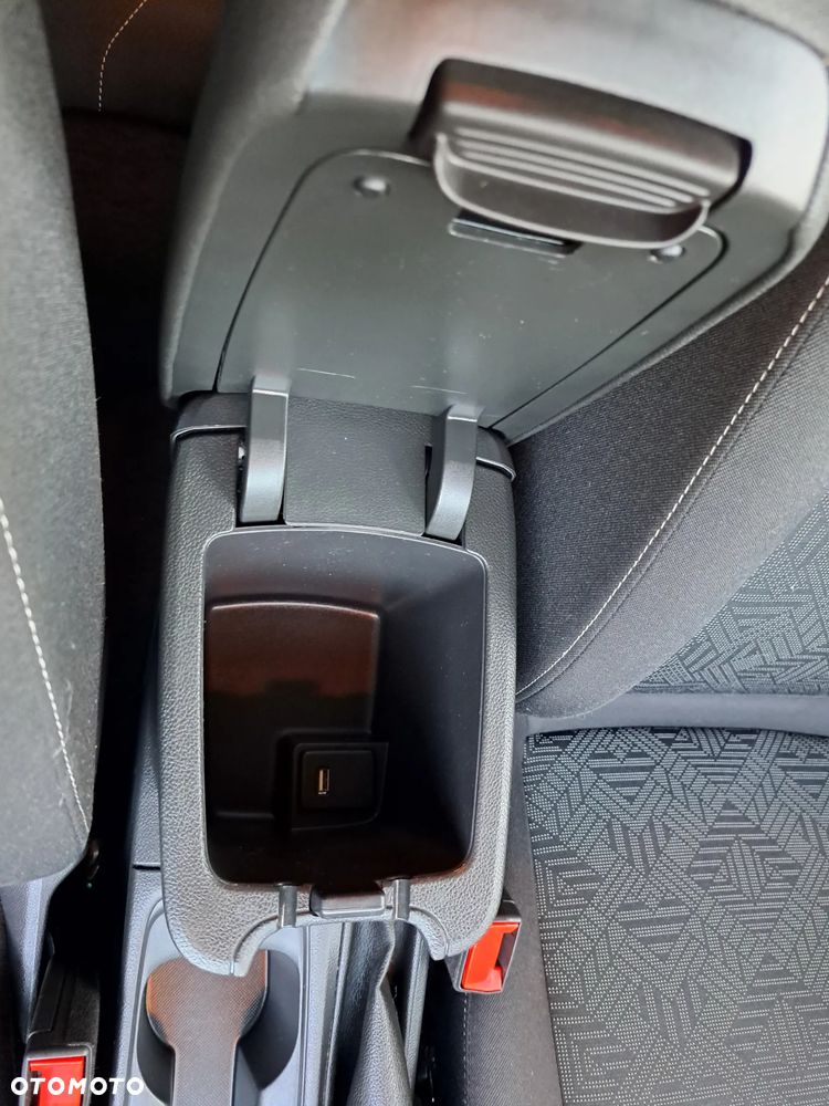 Opel Astra 1.4 Turbo Active - 19