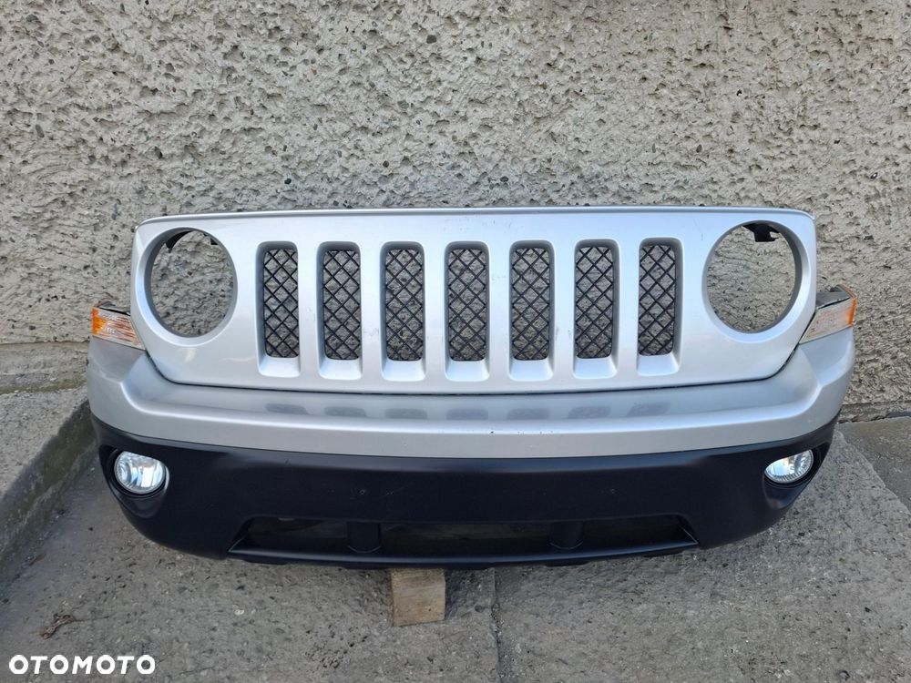 ZDERZAK PRZEDNI JEEP PATRIOT - 1