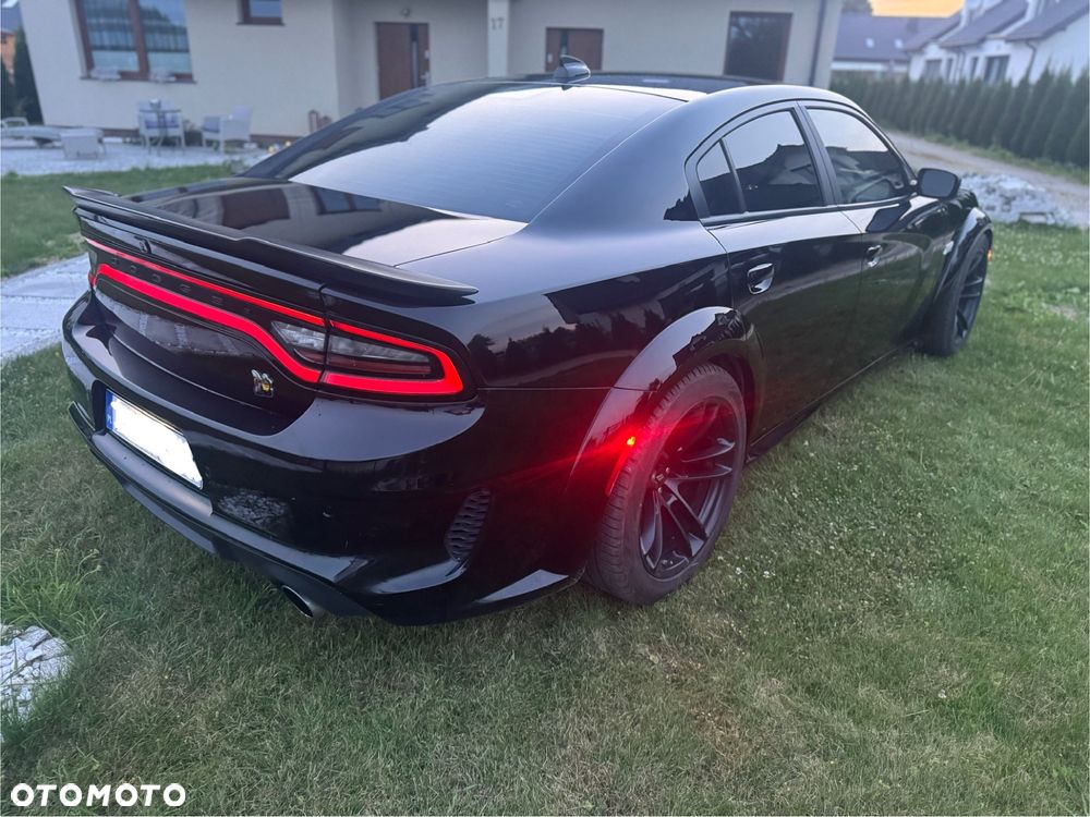 Dodge Charger 6.4 Scat Pack Widebody - 15