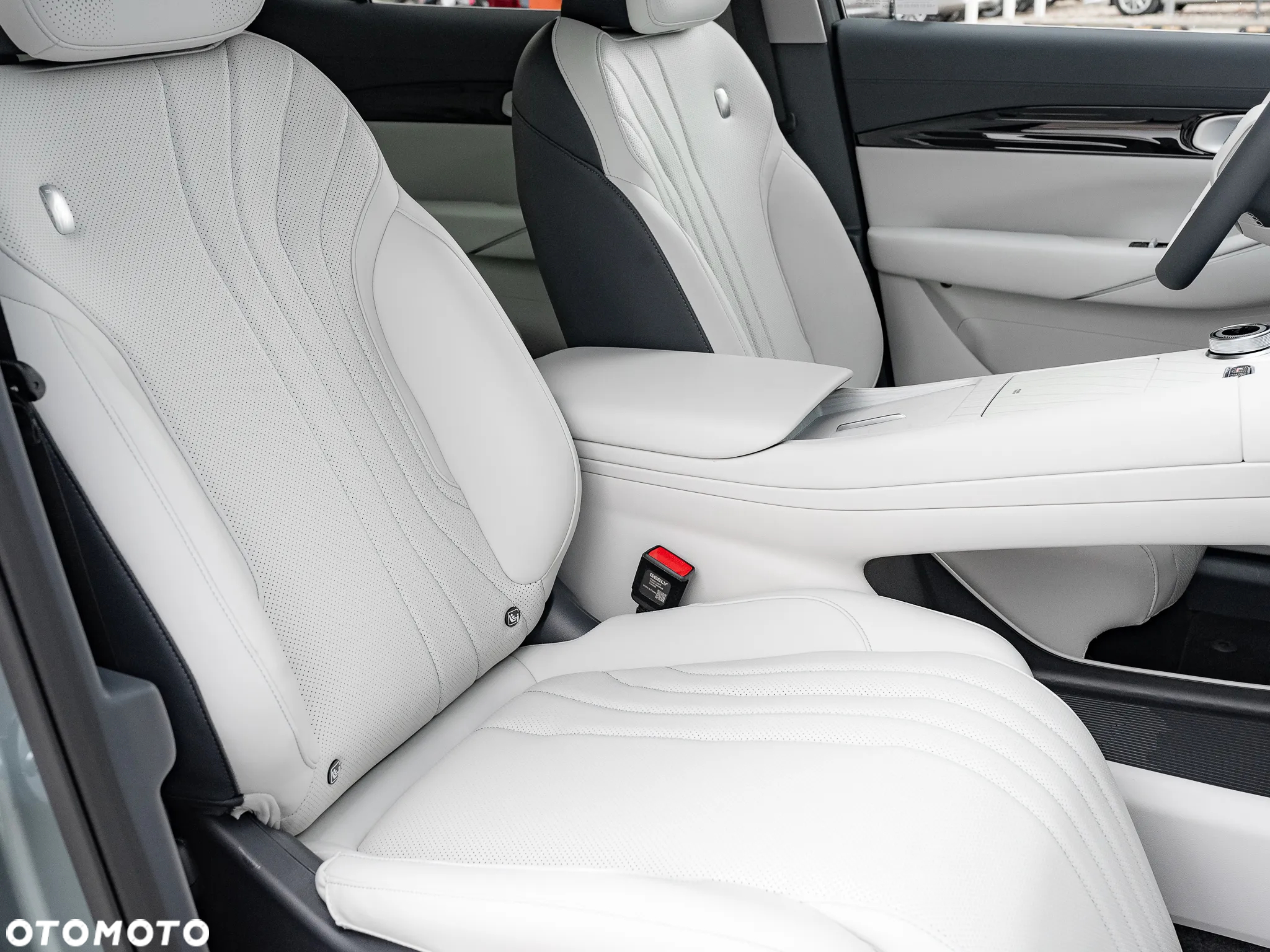Geely EX5 - 12
