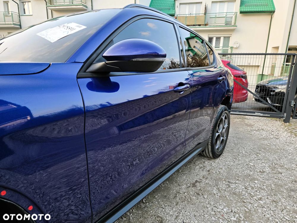 Alfa Romeo Stelvio 2.0 Turbo 16V AT8-Q4 Sprint - 11