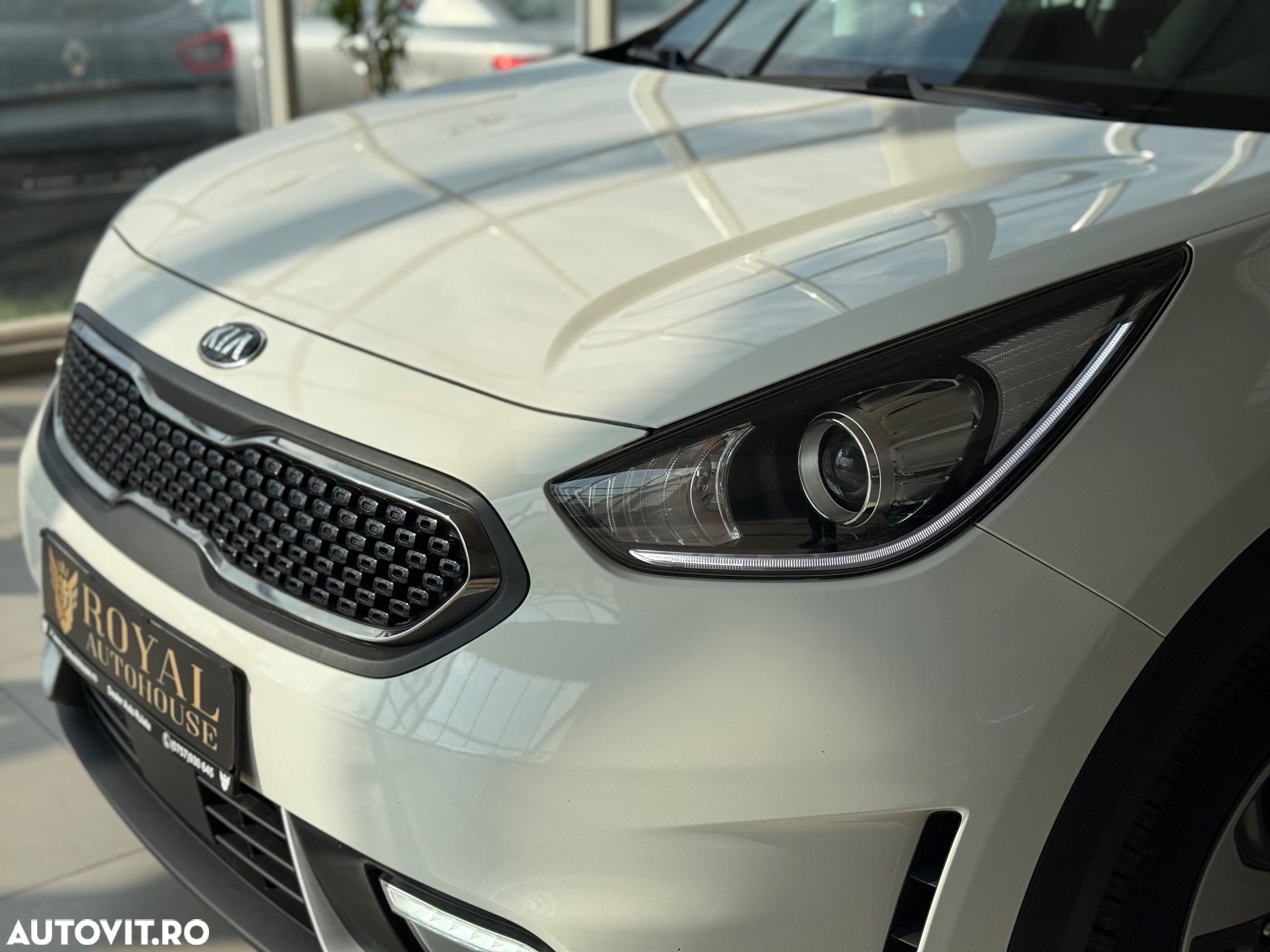 Kia Niro 1.6 GDI HEV 2WD OPF Aut. Spirit - 11