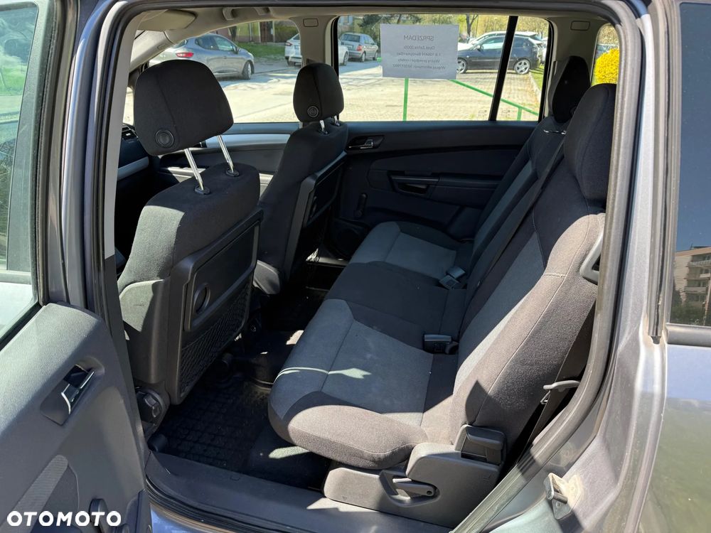 Opel Zafira 1.6 - 5