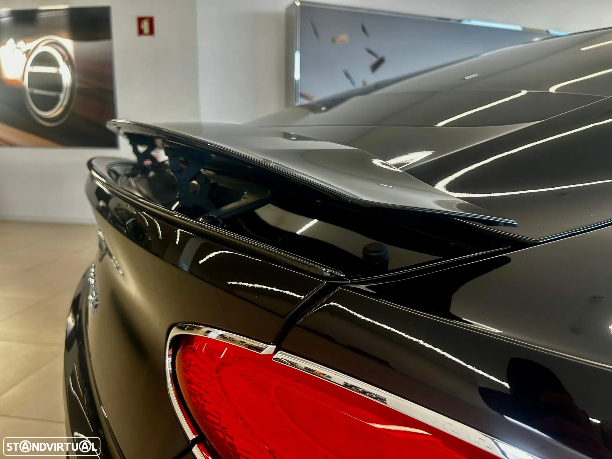 Bentley Continental GT V8 - 9