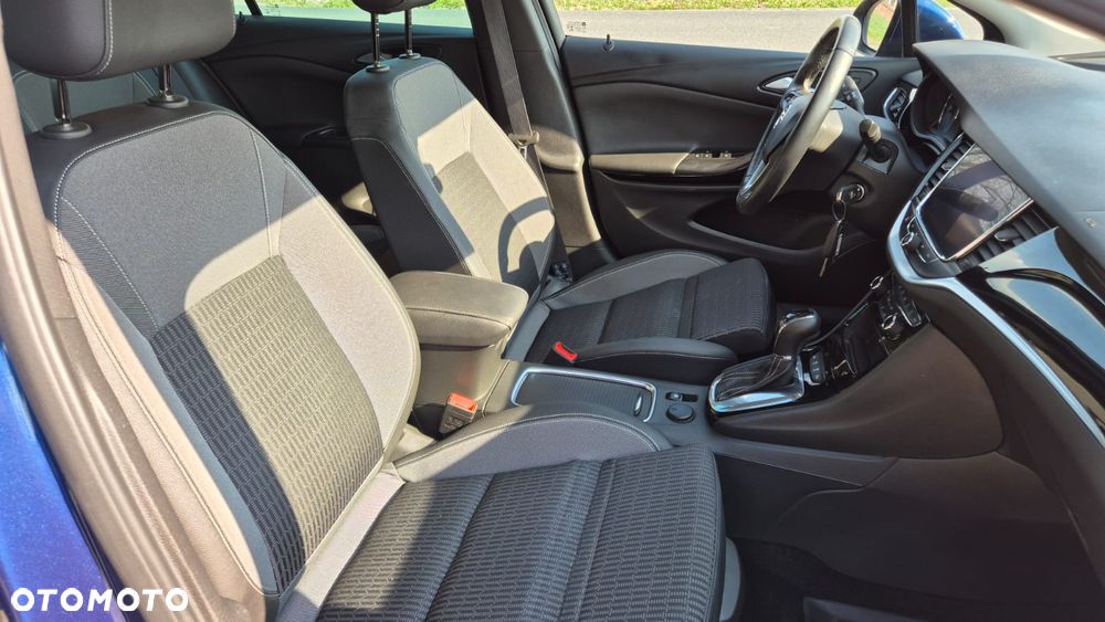 Opel Astra 1.5 D Start/Stop Automatik 2020 - 18