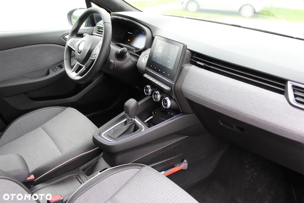 Renault Clio 1.6 E-TECH Intens - 9