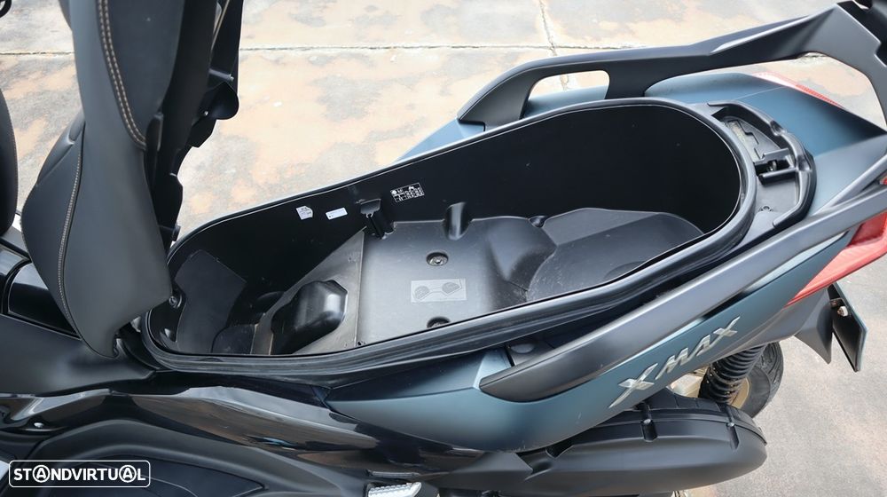 Yamaha X-Max Tech Max - 40