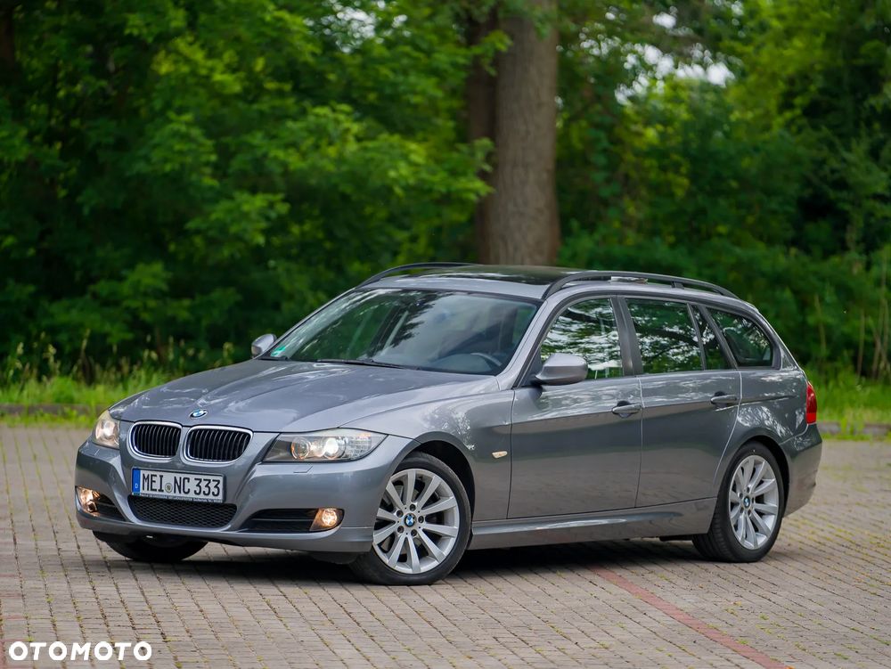 BMW Seria 3 320i Edition Exclusive - 4