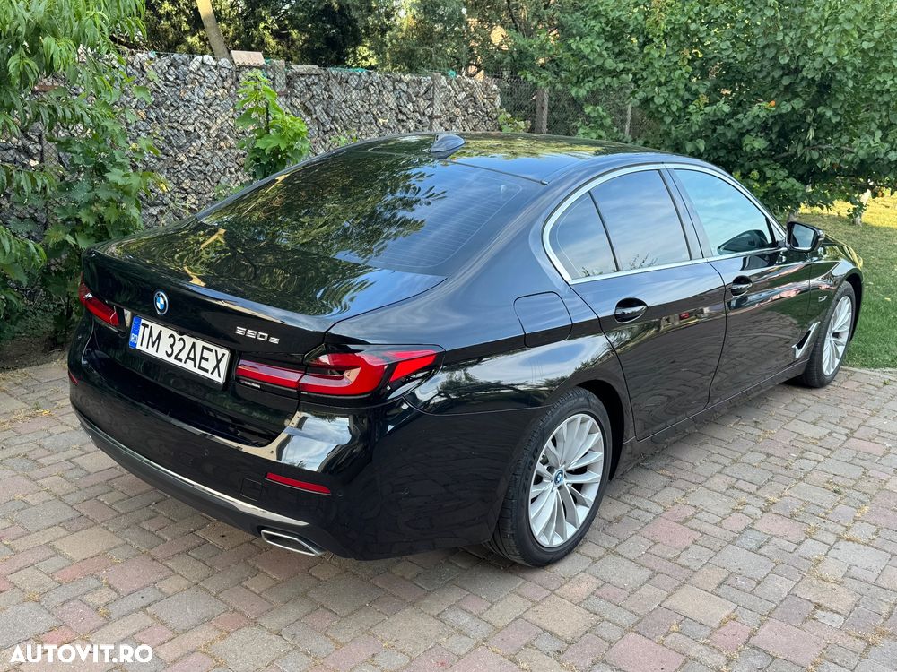 BMW Seria 5 520e Aut. - 7