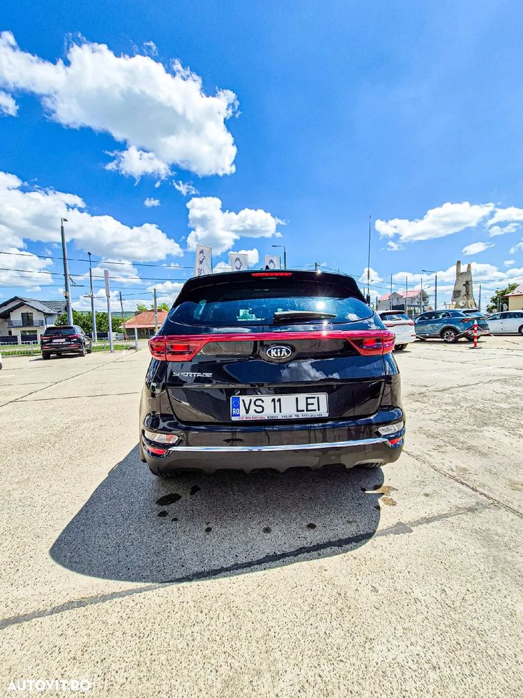 Kia Sportage 1.6 GDI 6MT 4x2 Style - 3