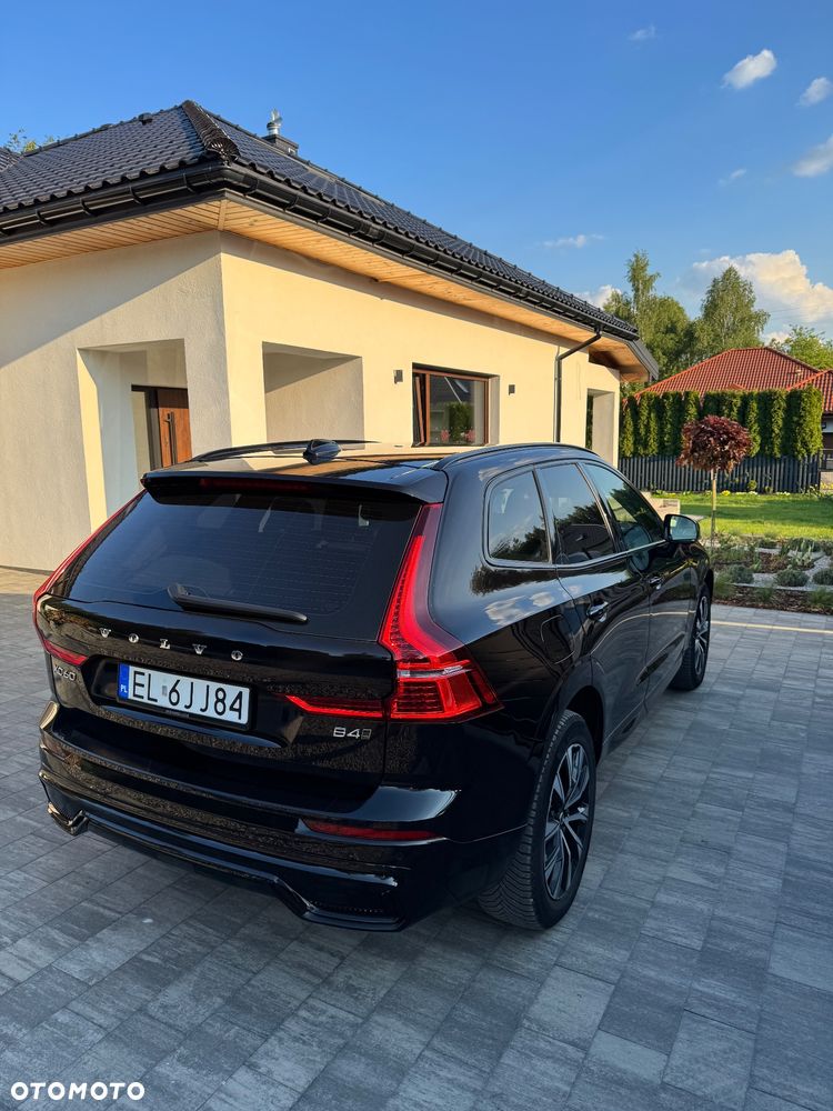 Volvo XC 60 B4 D AWD Plus Dark - 10