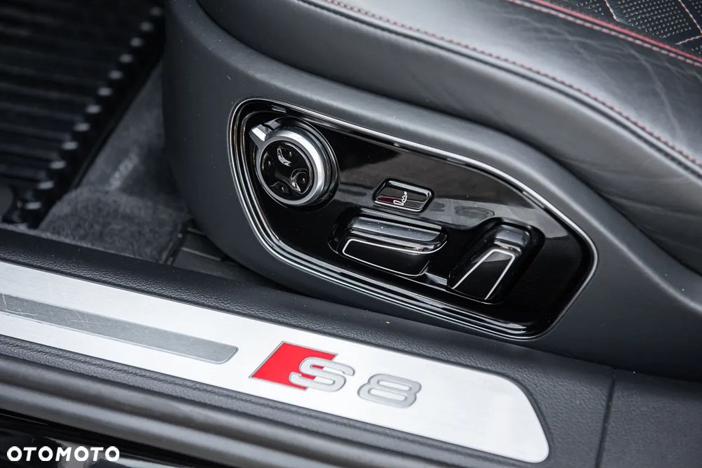 Audi S8 Plus 4.0 TFSI Quattro - 20