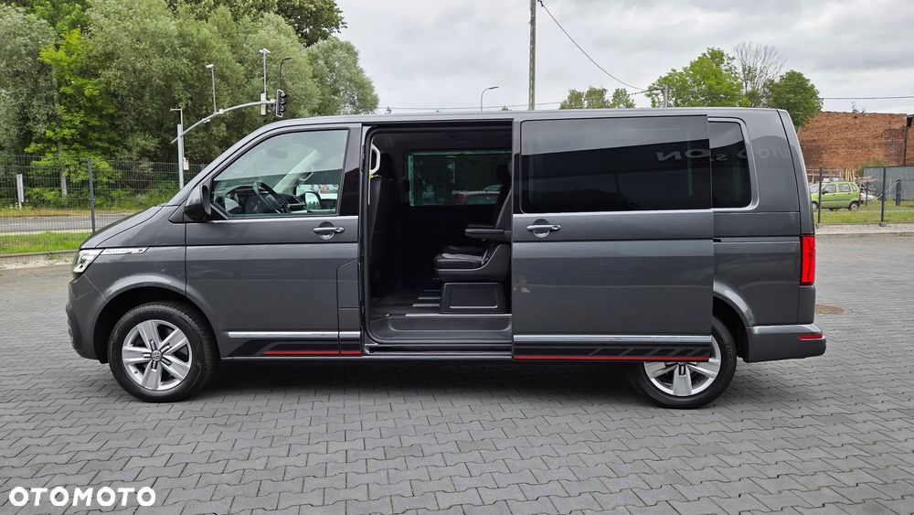 Volkswagen Multivan - 10