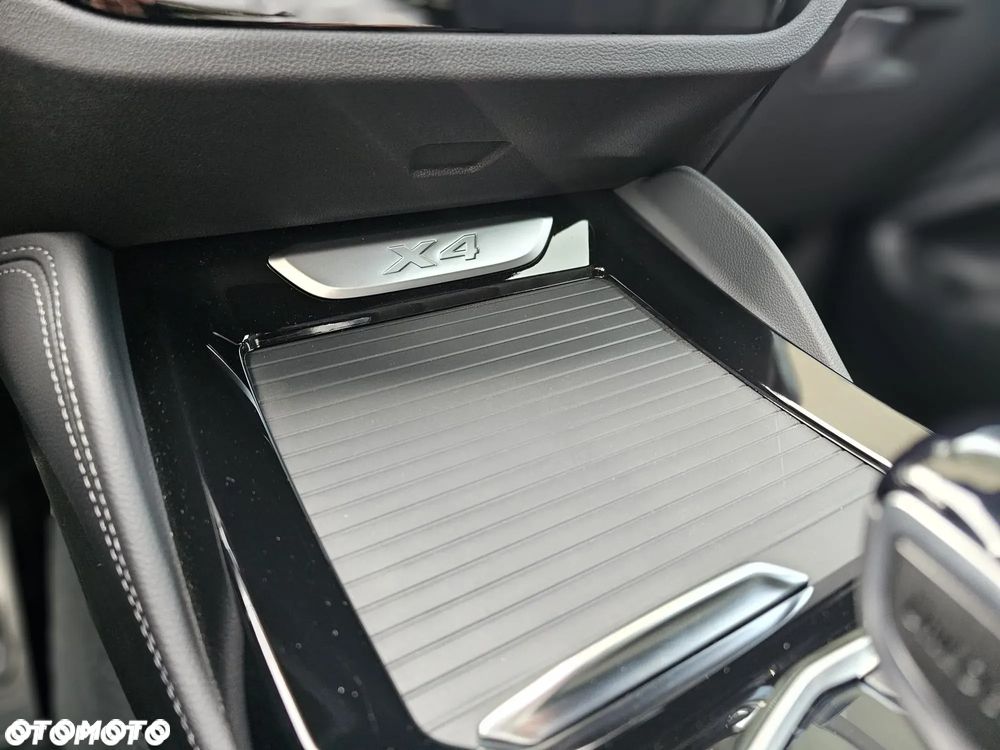 BMW X4 - 28