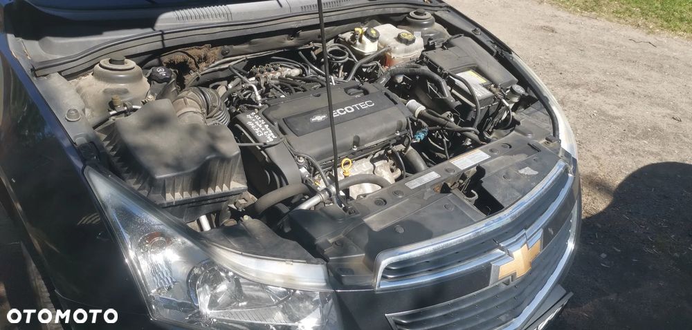 Chevrolet Cruze 1.8 Base - 8
